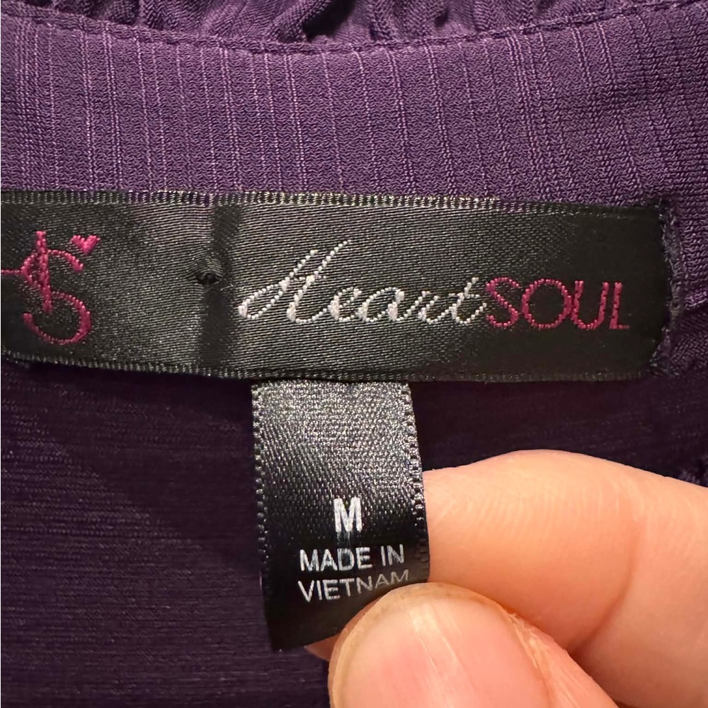 Heart soul Purple Ruffled Women's Top MEDIUM blouse - Picture 4 of 6